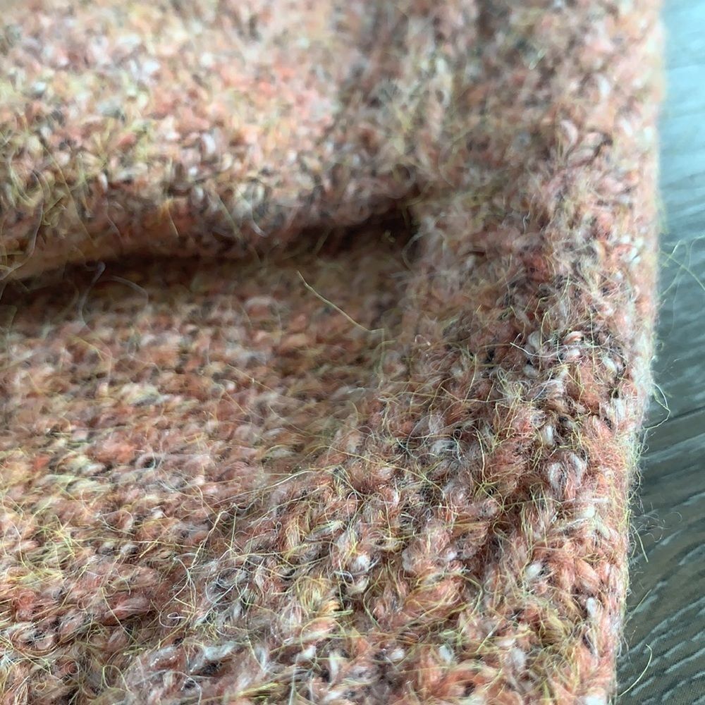 Sincerely Jules Turtleneck/Cowl neck Crop Sweater sz med - Picture 11 of 11